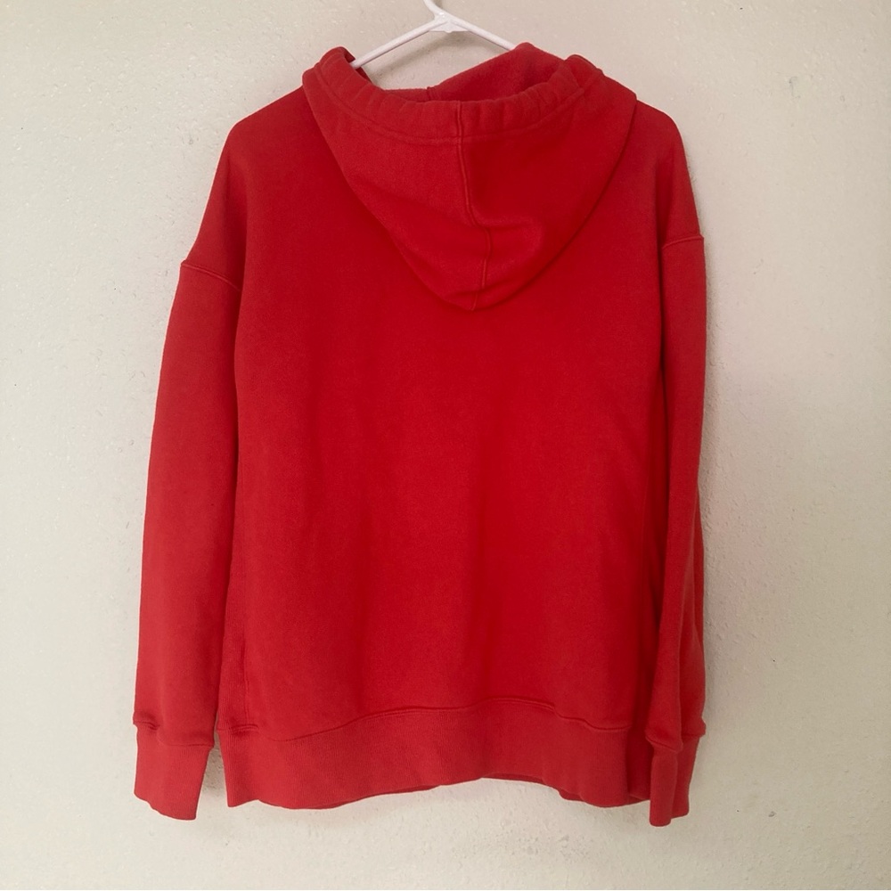 Zella Hoodie
Sweatshirt Long Sleeve
Woman's size S - Picture 2 of 16